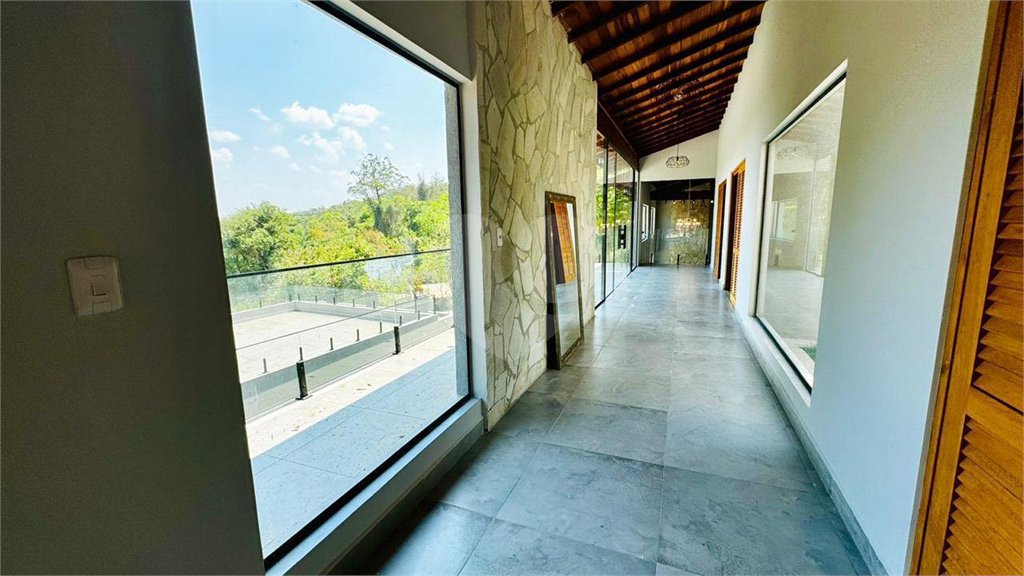 Casa à venda com 4 suítes no condomínio Associação Portal Ouro Verde, Atibaia - SP