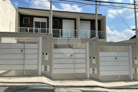 Sobrado à venda com 3 quartos, sendo 1 suíte, em Jardim Pirajussara, São Paulo, SP