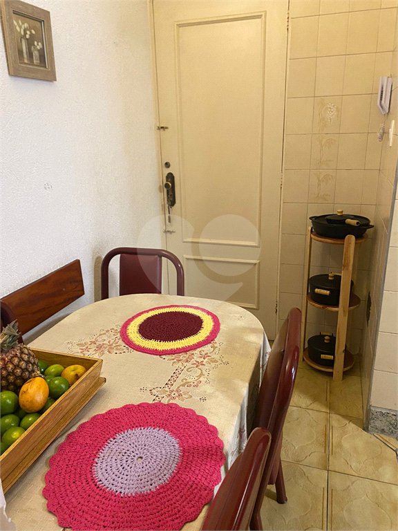 Apartamento à venda com 3 quartos, sendo 1 suíte, em Santa Cecília, São Paulo, SP