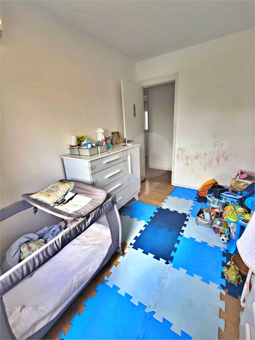 Apartamento à venda com 3 quartos, sendo 1 suíte,  em Jardim Caravelas, São Paulo, SP