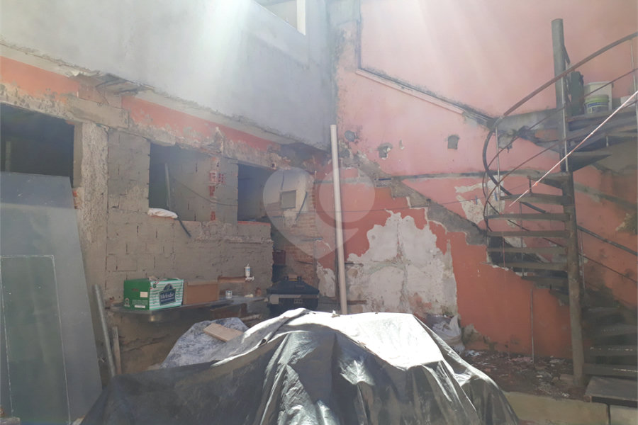 Sobrado à venda com 4 quartos, sendo 2 suítes, em Santana, São Paulo, SP