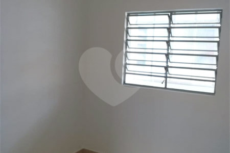 Apartamento à venda com 3 quartos, sendo 1 suíte,  no Centro, Mogi das Cruzes, SP