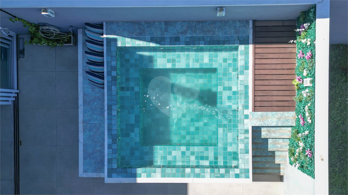 Casa à venda com 3 suítes no condomínio Jardim Residencial Dona Maria José, Indaiatuba - SP