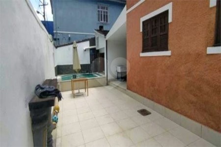 Casa à venda com 5 quartos, sendo 1 suíte,  em Tijuca, Rio de Janeiro, RJ