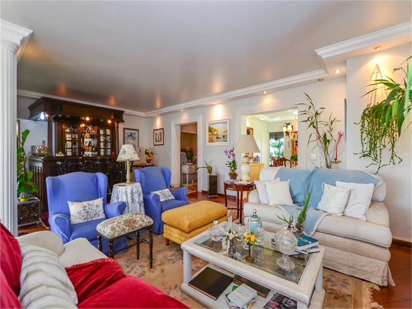Apartamento à venda com 3 suítes em Vila Suzana, São Paulo, SP