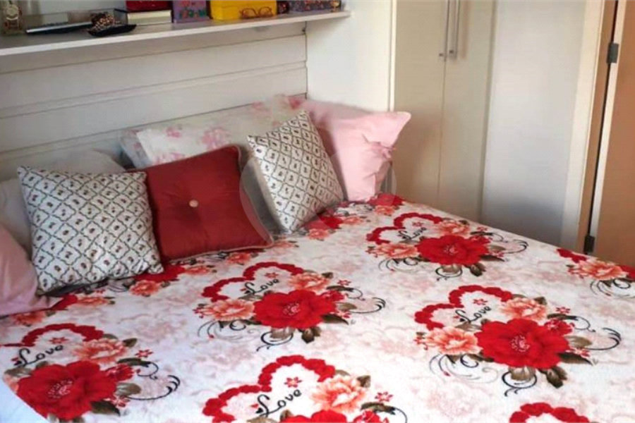 Casa à venda com 3 quartos, sendo 1 suíte, no condomínio Villagio de Lucca II, São Paulo - SP