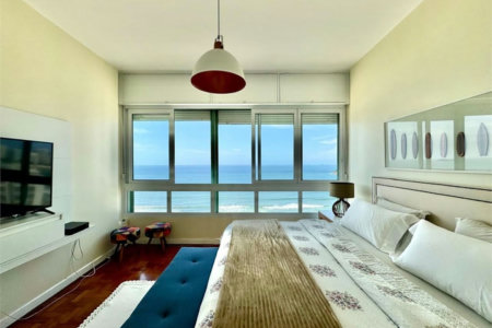 Apartamento Residencial à venda, Pitangueiras, Guarujá - AP0768.