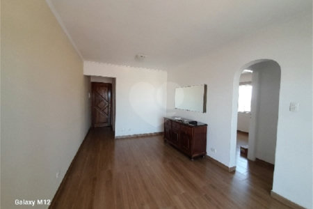 Apartamento à venda com 2 quartos em Vila Romano, São Paulo, SP