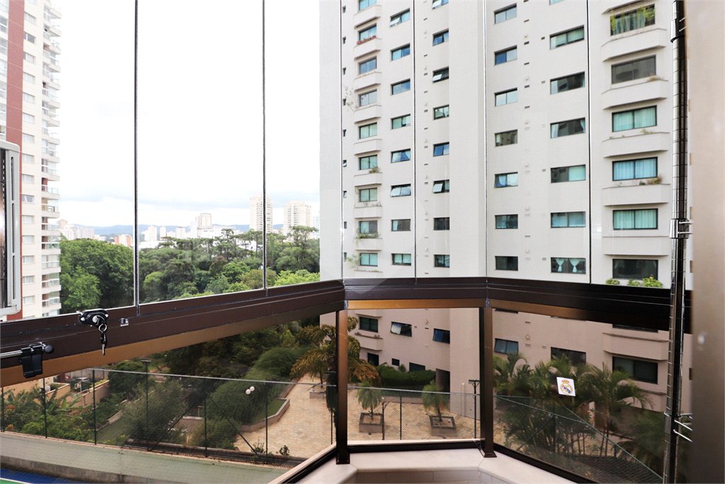 Apartamento à venda com 5 quartos, sendo 2 suítes, em Santana, São Paulo, SP