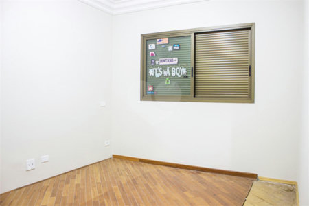 Apartamento à venda com 3 suítes em Jardim Londrina, São Paulo, SP