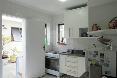 Sobrado à venda com 3 quartos, sendo 1 suíte, em Granja Julieta, São Paulo, SP