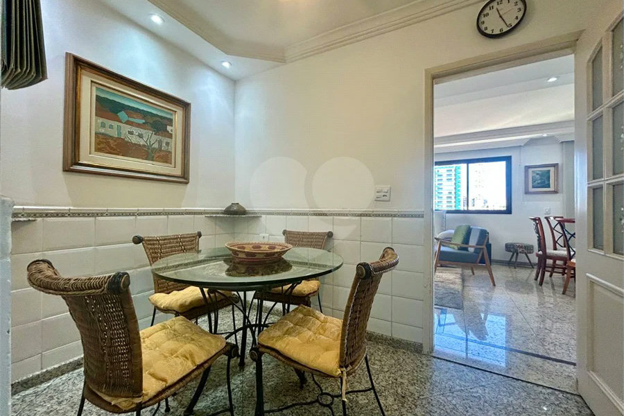 Apartamento à venda com 3 suítes em Tatuapé, São Paulo, SP