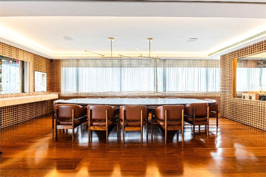 Apartamento à venda com 3 suítes em Vila Suzana, São Paulo, SP