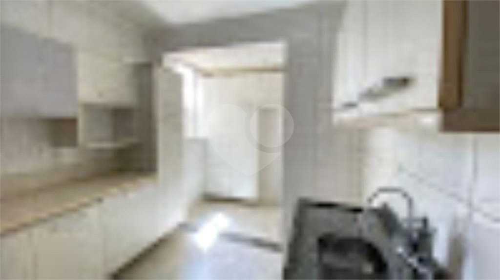 Apartamento à venda com 2 quartos em Jardim Novo Aeroporto, Três Lagoas, MS