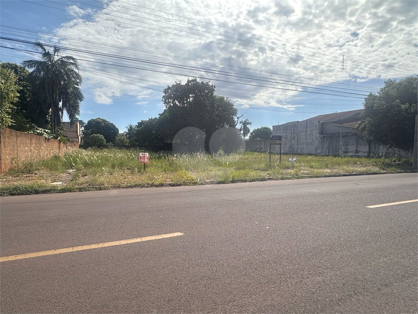 Terreno à venda em Jardim Primaveril, Três Lagoas, MS