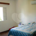 Casa à venda com 3 quartos, sendo 1 suíte, no condomínio Estância Marambaia, Vinhedo - SP