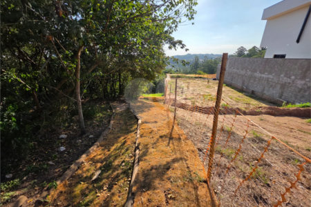 Terreno à venda no condomínio Reserva dos Jatobás, Louveira - SP