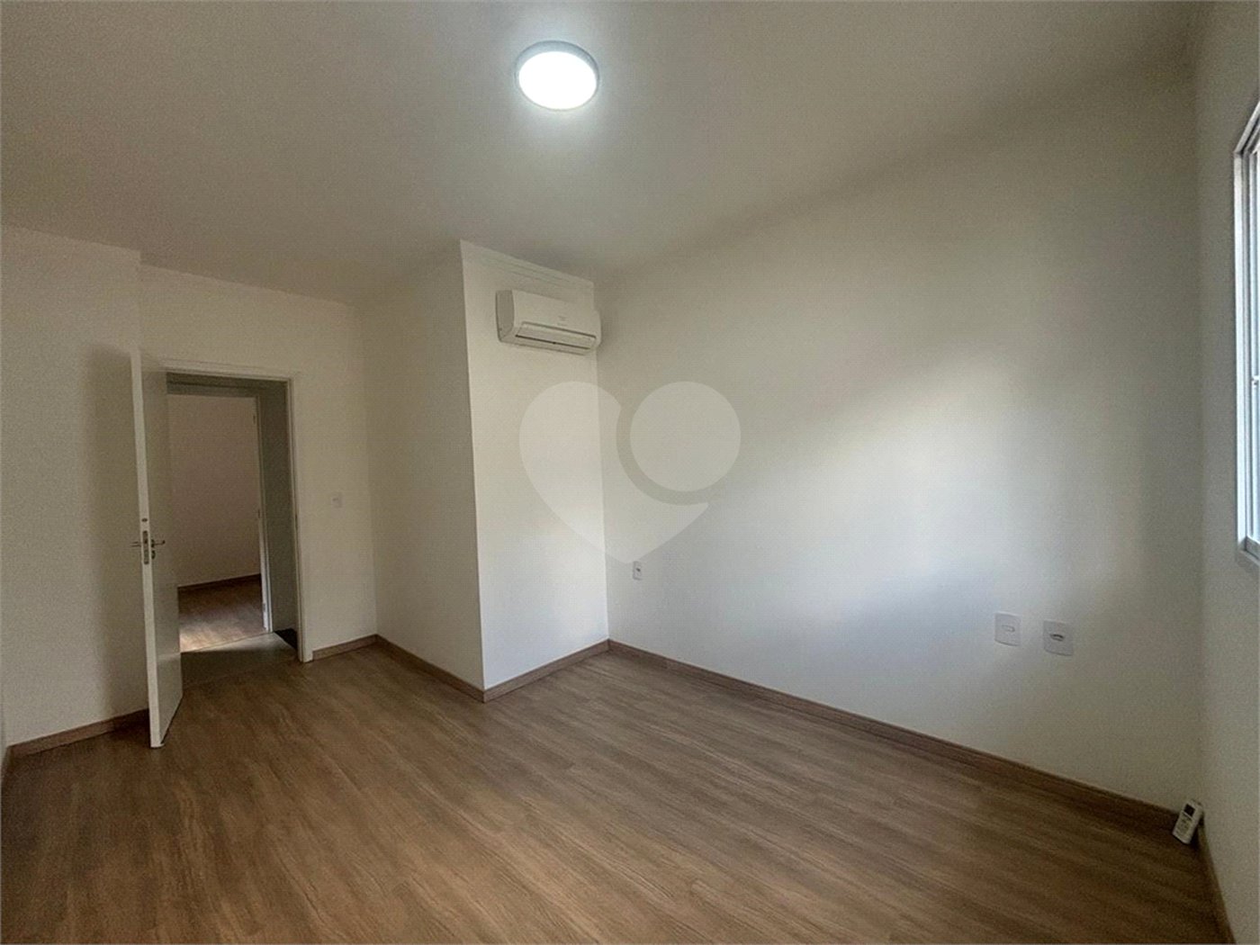 Casa à venda com 2 quartos no condomínio Village Caprese, Sorocaba - SP