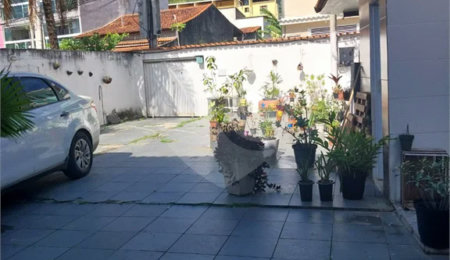 Casa à venda com 2 quartos, sendo 1 suíte,  em Campo Grande, Rio de Janeiro, RJ
