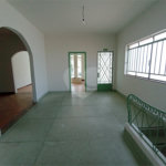 Casa à venda com 3 quartos no Centro, Vinhedo, SP