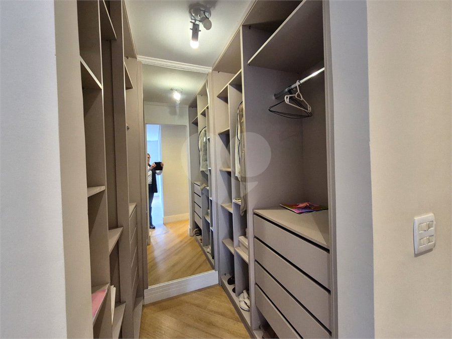 Apartamento à venda com 2 quartos, sendo 1 suíte, em Vila Andrade, São Paulo, SP