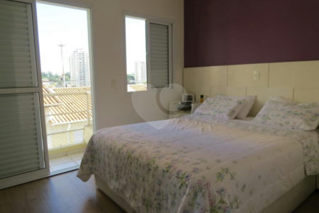Casa à venda com 3 quartos, sendo 1 suíte, no condomínio Taquaral Village, São Paulo - SP