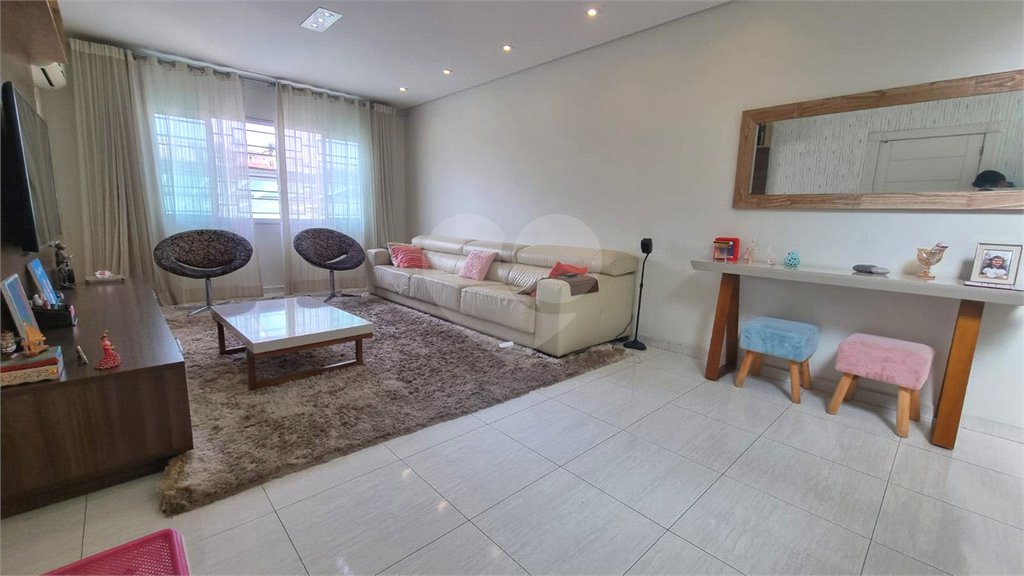Casa à venda com 3 suítes no condomínio Residencial Cantareira, São Paulo - SP