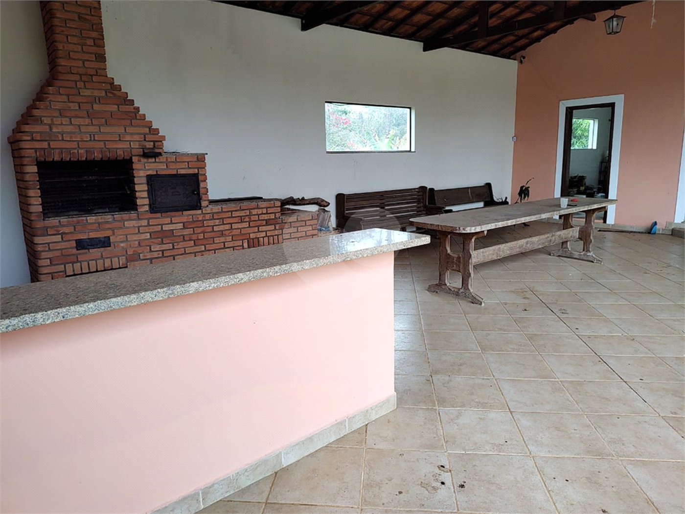 Chácara à venda com 3 quartos, sendo 1 suíte, em Bairro do Machadinho, Angatuba, SP
