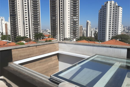 LINDO SOBRADO 3 SUITES 4 VAGAS JD DA SAÚDE ACEITA PERMUTA.