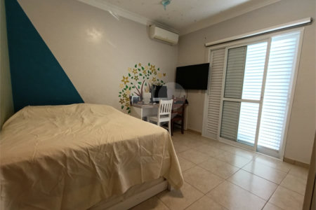 Casa à venda com 4 quartos, sendo 1 suíte, no condomínio Jardim Reserva Bom Viver de Indaiatuba, Indaiatuba - SP