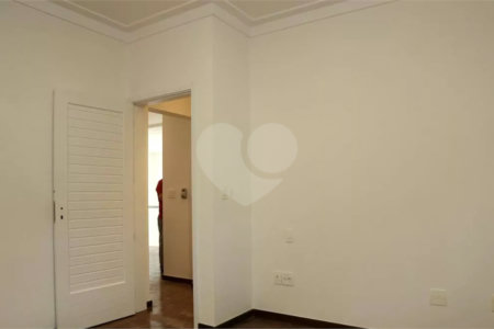 Casa à venda com 4 suítes no condomínio Residencial Morumbi, São Paulo - SP