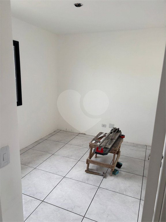 Casa à venda com 2 quartos no condomínio Sindona Parque 1, Cotia - SP