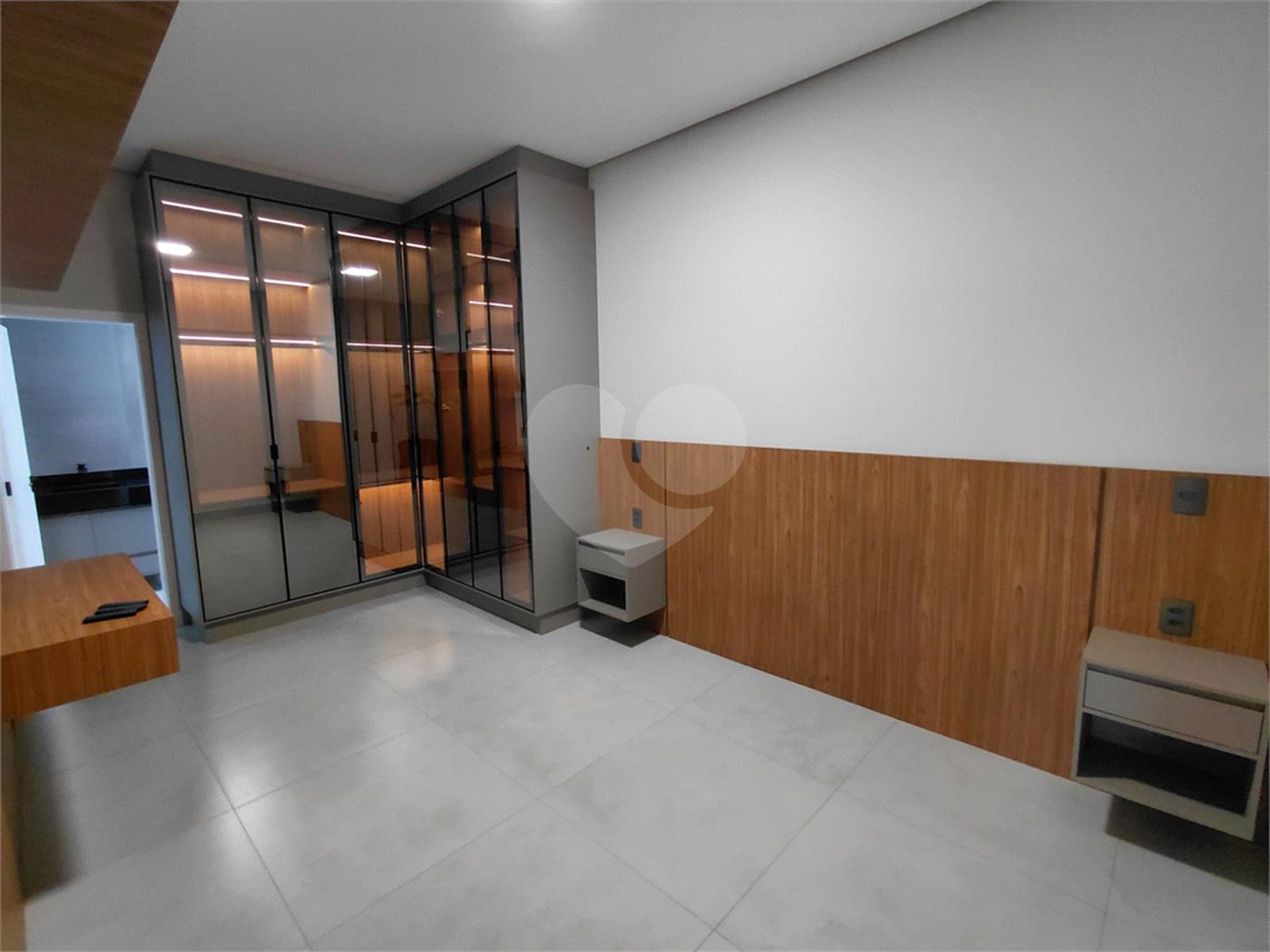 Casa à venda com 3 quartos, sendo 1 suíte, no condomínio Park Real Indaiatuba, Indaiatuba - SP