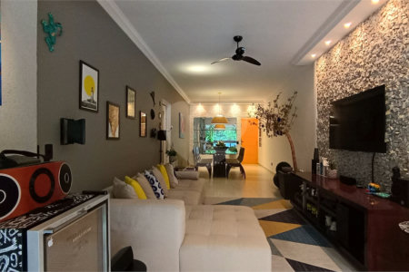 Apartamento à venda com 2 quartos, sendo 1 suíte, em Pitangueiras, Guarujá, SP