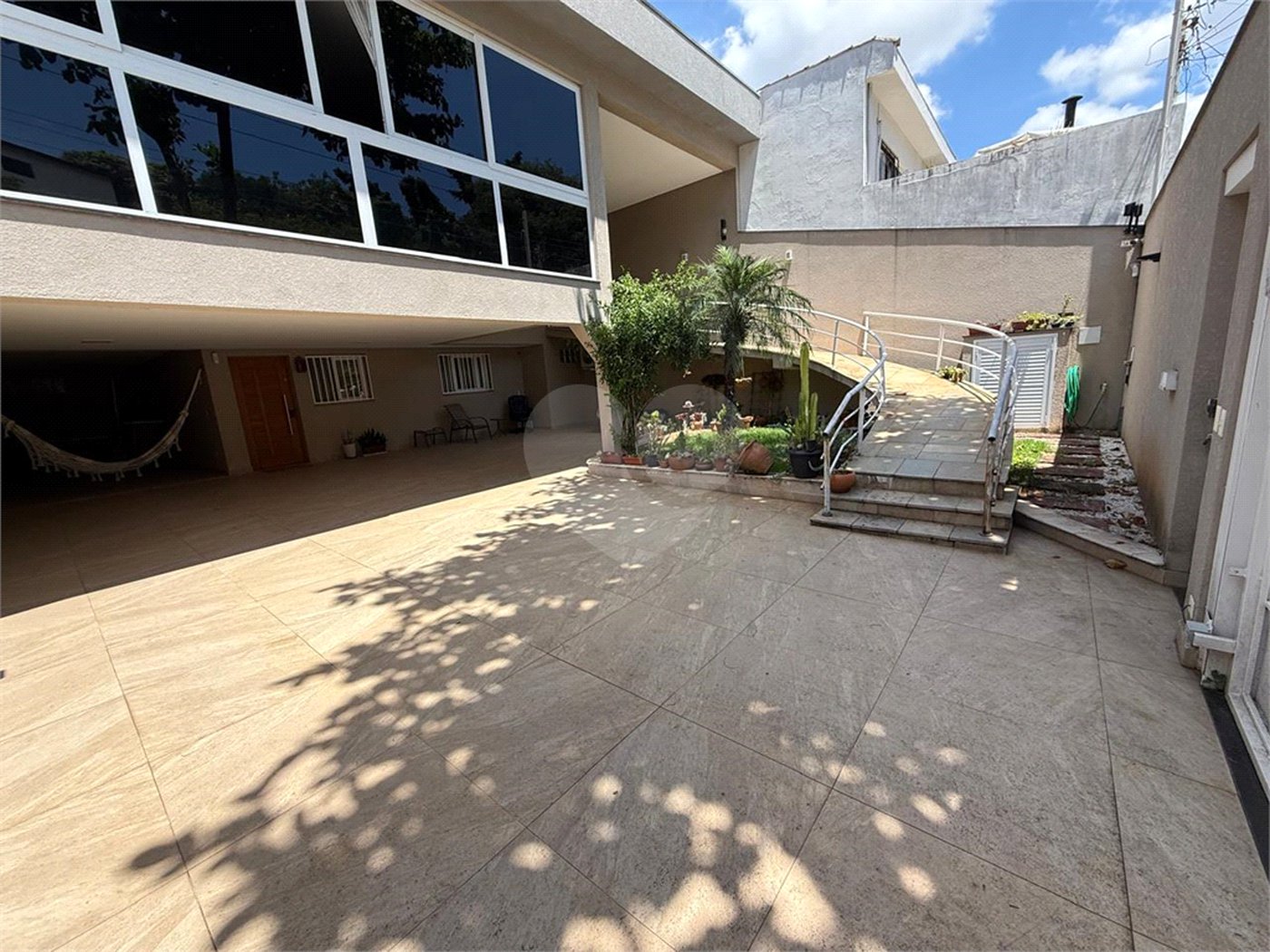 Sobrado à venda com 5 quartos, sendo 3 suítes, em Jardim Franca, São Paulo, SP