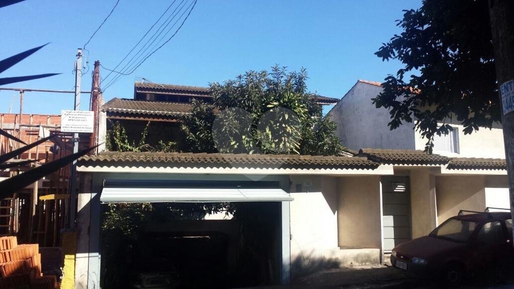 Sobrado à venda com 5 quartos, sendo 3 suítes, em Tremembé, São Paulo, SP