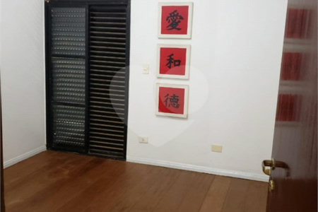 Sobrado à venda com 3 quartos, sendo 1 suíte, em Vila Maria Alta, São Paulo, SP