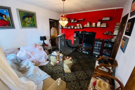 Sobrado à venda com 8 quartos em Jardim São Jorge (raposo Tavares), São Paulo, SP