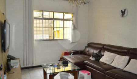 Casa à venda com 3 quartos, sendo 1 suíte,  em Vila Monumento, São Paulo, SP