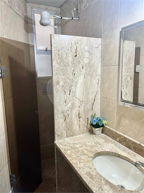 Apartamento à venda com 3 quartos, sendo 1 suíte,  em Vila Nova, Cabo Frio, RJ