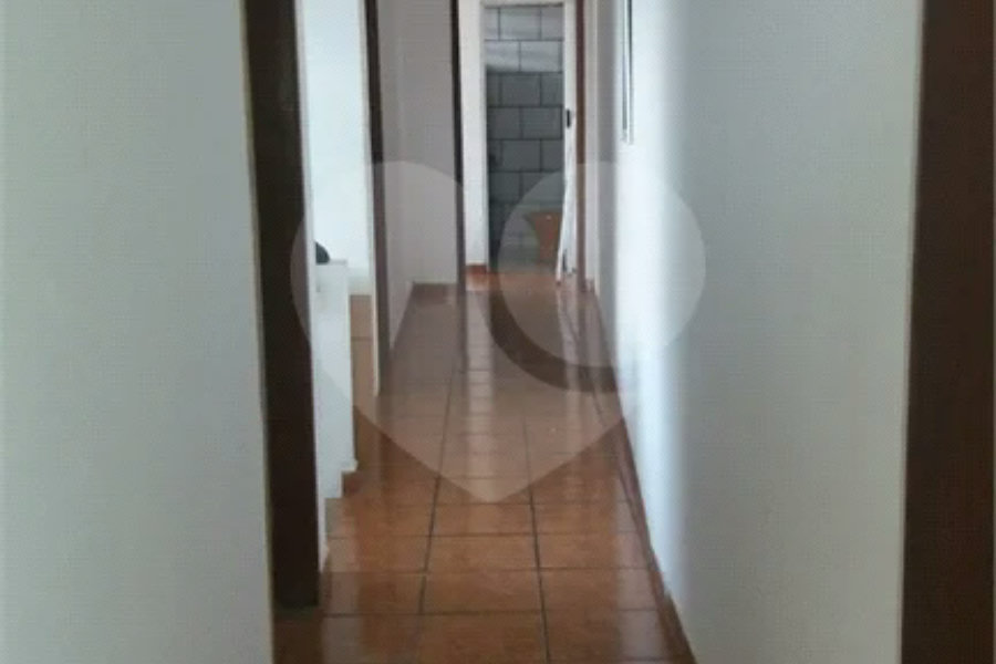 Sobrado à venda com 5 quartos em Tremembé, São Paulo, SP