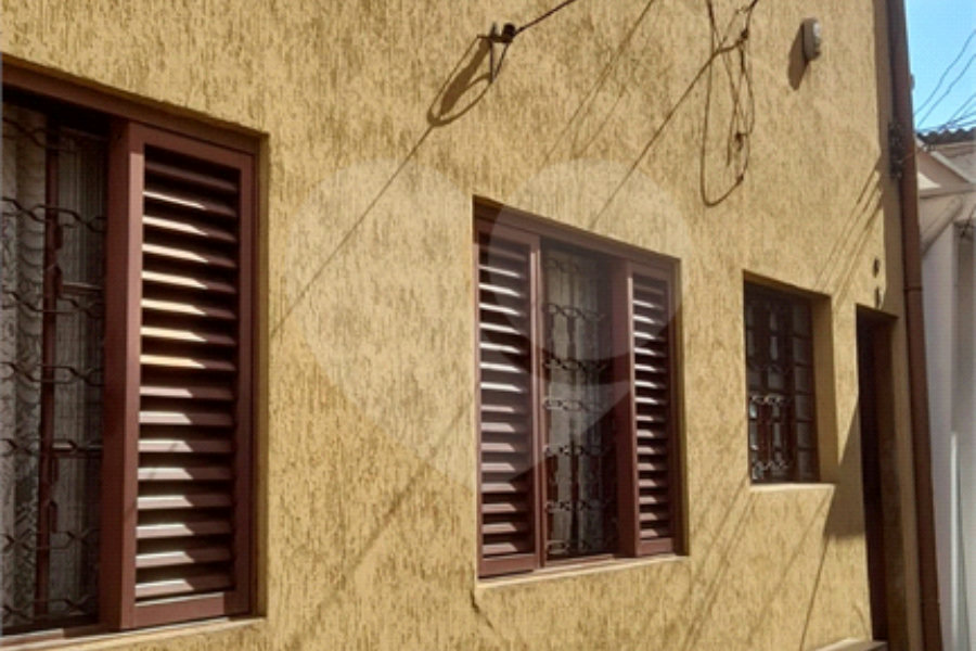 Casa de Vila à venda com 3 quartos, sendo 1 suíte, em Pari, São Paulo, SP