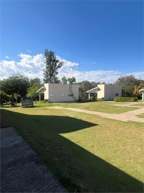 Casa à venda ou para alugar com 2 quartos, sendo 4 suítes, no condomínio Residencial Jardim Bréscia, Indaiatuba - SP