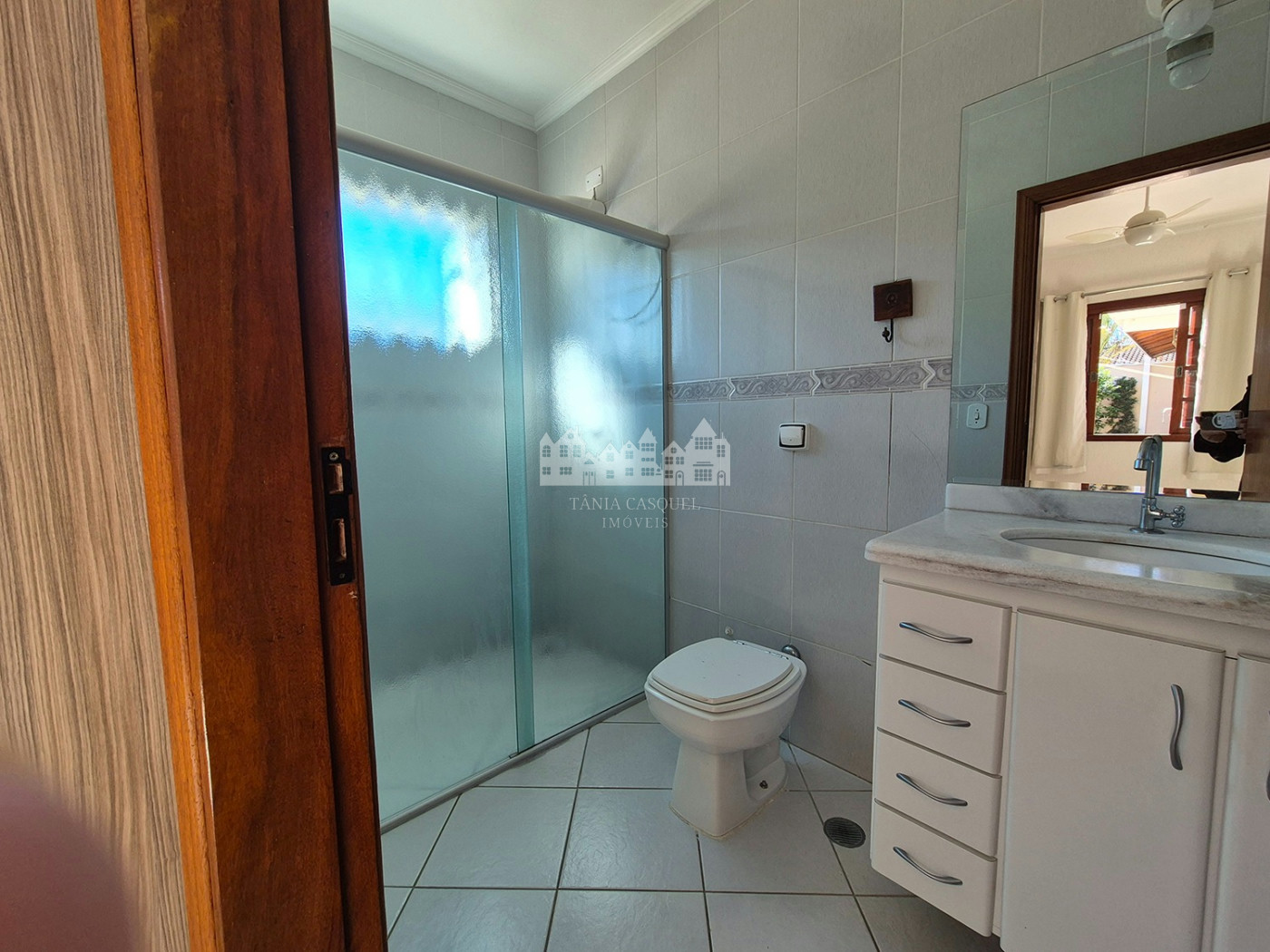 Casa à venda com 3 quartos, sendo 1 suíte, em Retiro das Fontes, Atibaia, SP