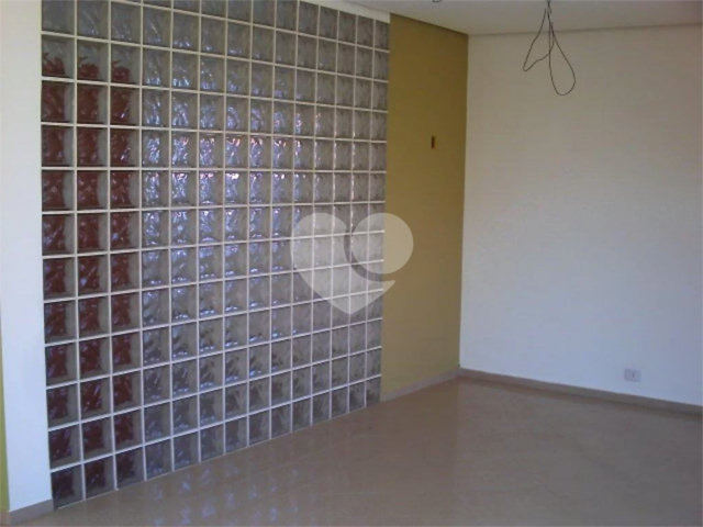 Sobrado à venda com 3 quartos, sendo 1 suíte,  em Tremembé, São Paulo, SP