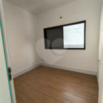 Casa à venda com 3 quartos, sendo 1 suíte, no condomínio Villagio Brasil, Atibaia - SP