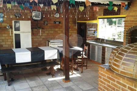 Chácara à venda com 5 quartos, sendo 3 suítes, em Vitória Régia, Atibaia, SP