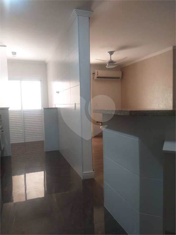 Apartamento à venda com 2 suítes em Guilhermina, Praia Grande, SP