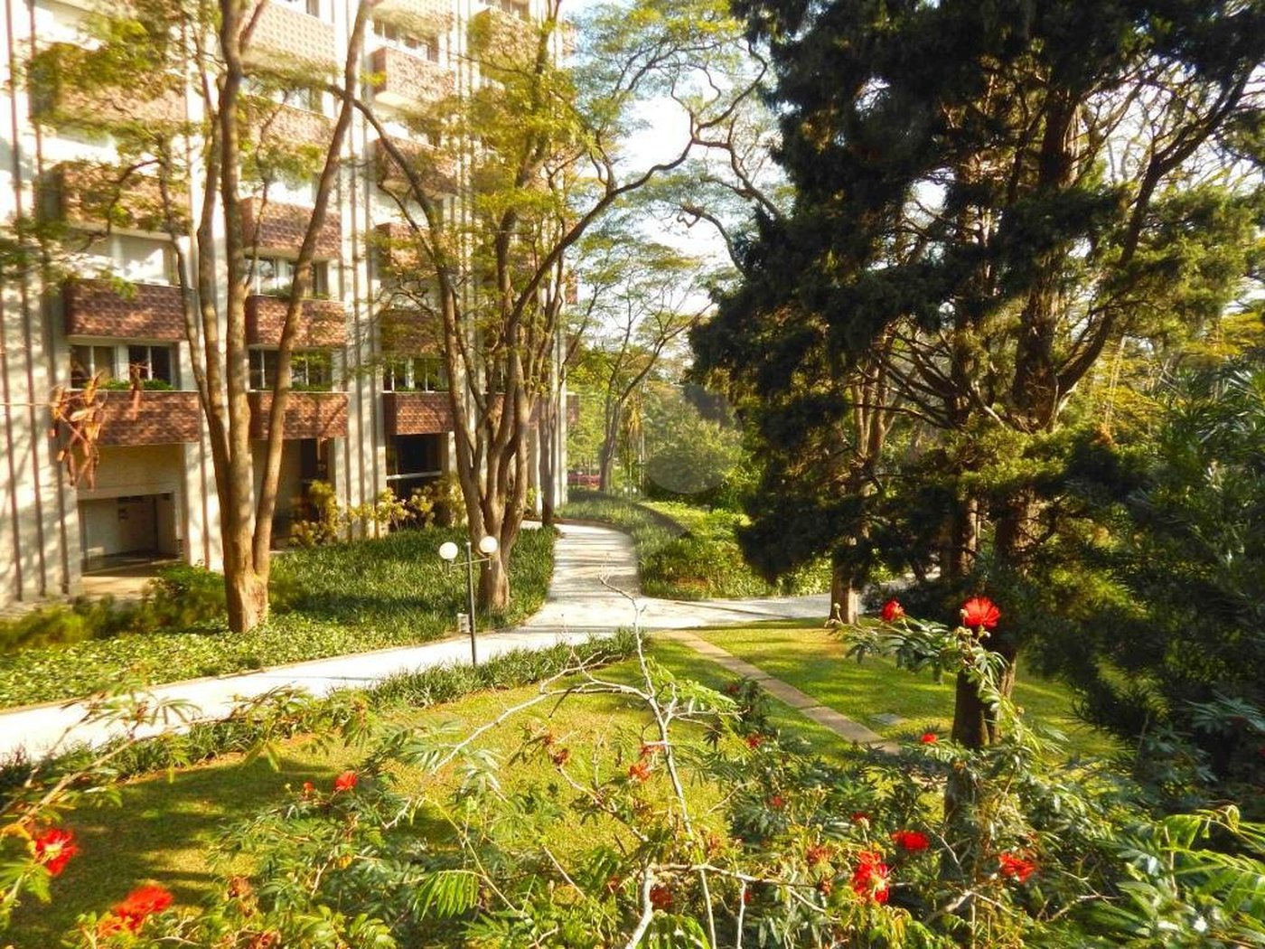 Apartamento à venda com 4 suítes em Jardim Marajoara, São Paulo, SP