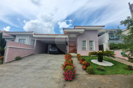 Casa à venda com 4 quartos, sendo 1 suíte,  no condomínio Ibiti do Paço, Sorocaba - SP